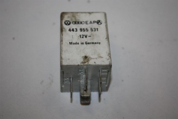 Audi/VW 80/90/100/200 Relais 271 Scheibenwischer-Intervall 443955531