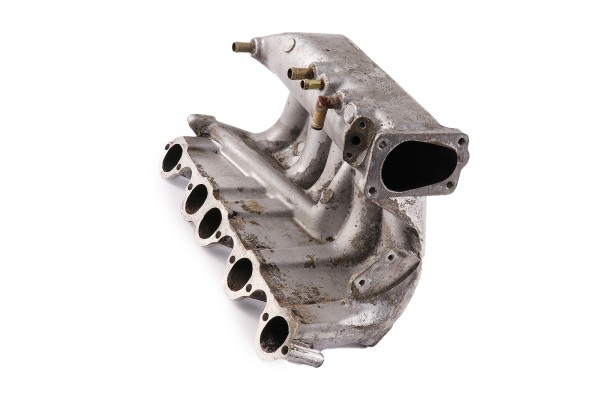 Audi/VW 90 Typ 81/85/Passat 2.0l 115PS JS Ansaugbrücke 035133201AK 035133223AH