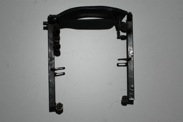 Audi S4/S6 C4/V8 PT/ABH/AEC Einspritzleiste komplett 077133679D & 077133680B