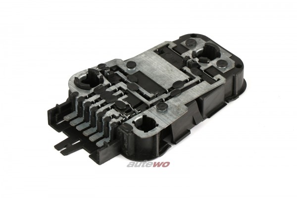 Audi 80/90 Typ 81/85/100/200 Typ 44 Lampenträger Hinten Rechts 443945222