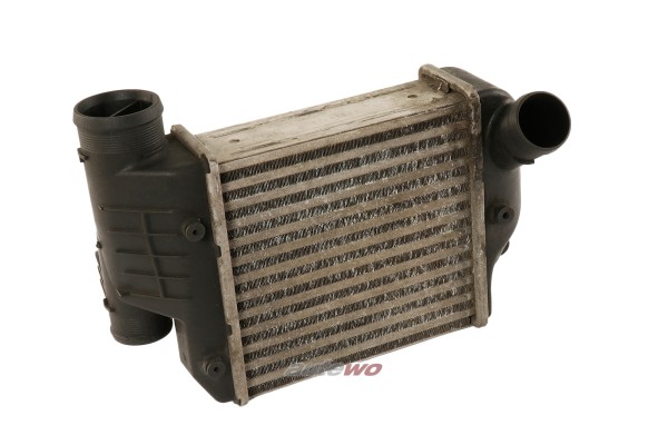 4F0145806AA Audi A6/Allroad 4F/C6 2.7/3.0l TDI V6 Ladeluftkühler Rechts