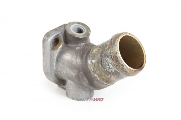 Audi 100/200 Typ 44/80 B4/100 C4 5 Zylinder Kühlwasser Flansch 034121133C