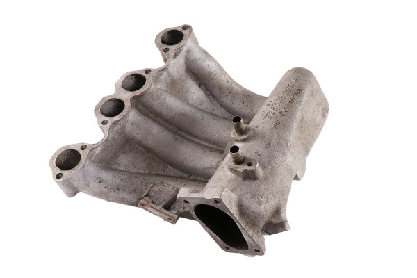 Audi 80/90 Typ 81/85/Passat 1.8l JN Ansaugbrücke/Saugrohr 026133223A