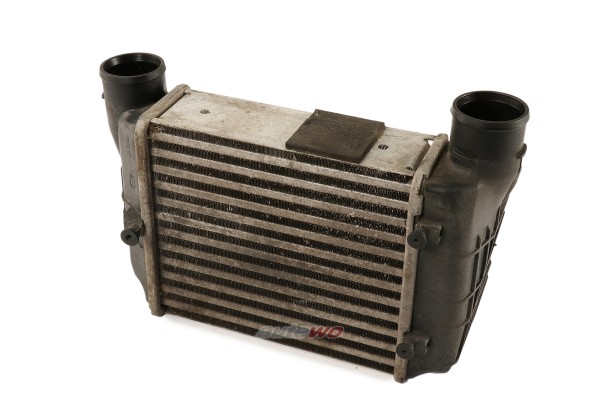 8E0145805N Audi/Seat A4 8E/B6/B7/Cabrio 8H/Exeo 1.8l Ladeluftkühler