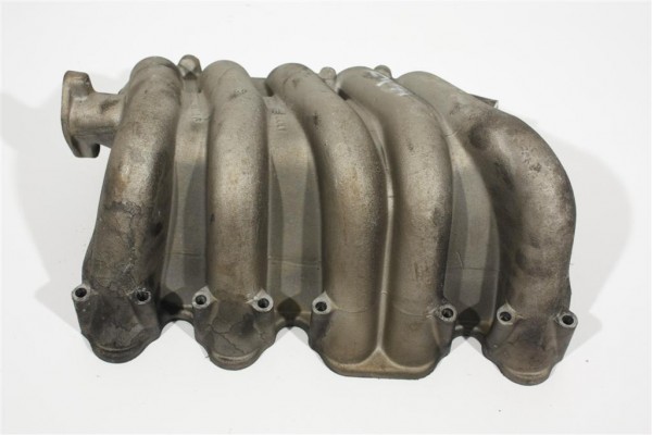Audi 100/A6 C4 2.5l AAT Ansaugbrücke/Saugrohr 046129711F