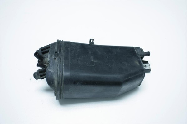 Audi A8 D2 Aktivkohlebehälter 4D0201801