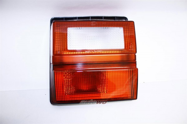 NEU&ORIGINAL Audi 100 Typ 44 Limousine Rücklicht Innen Rechts Rot 443945226D