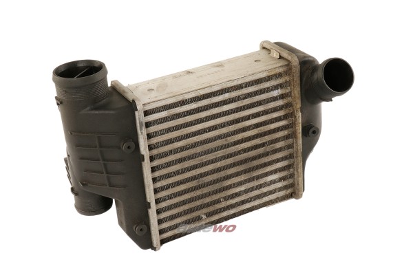 4F0145806AA Audi A6/Allroad 4F/C6 2.7/3.0l TDI V6 Ladeluftkühler Rechts