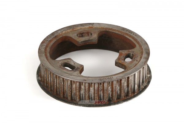 Audi A4/A6/A8 2.5l AFB/AKN/AKE Zahnriemenscheibe 059109111G