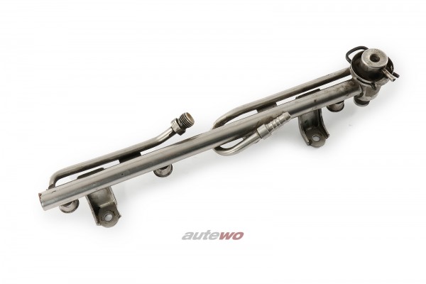 Audi A4/A6 1.8l 125-150PS Einspritzleiste + Benzindruckregler 058133681