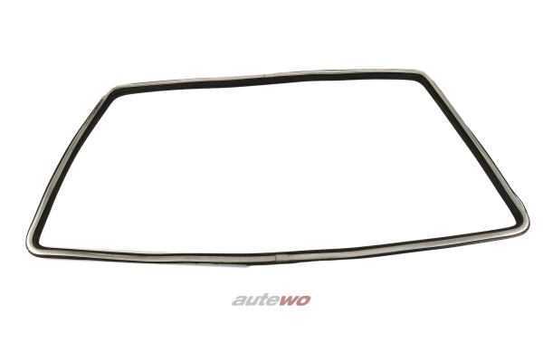 827845521 Audi 80 Typ 82/B1 Dichtung Heckscheibe mit Chrom-Zierleisten Hinten