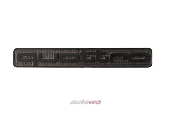857853681A Audi 80/90/Coupe/Urquattro Typ 85/B2 quattro Emblem Armaturenbrett