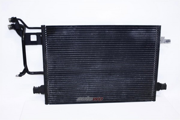 Audi A4 B5 4/6 Zylinder Kältemittel-/Klima-Kondensator 8D0260403C 8D0260401E