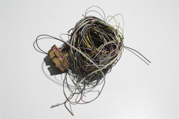 Audi 100/A6 C4 Kabelbaum AutoFIS Zentralelektrik inkl. Relaisträger Lampenkontrollgerät