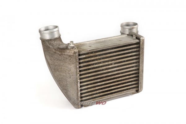 077145805F 077145785 Audi RS6 4B 4.2l 8 Zylinder BCY/BRV Ladeluftkühler Links