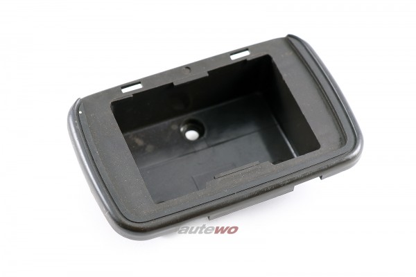 811857423 Audi 80/90/Coupe Typ 81/85/Urquattro Aschenbecher Hinten