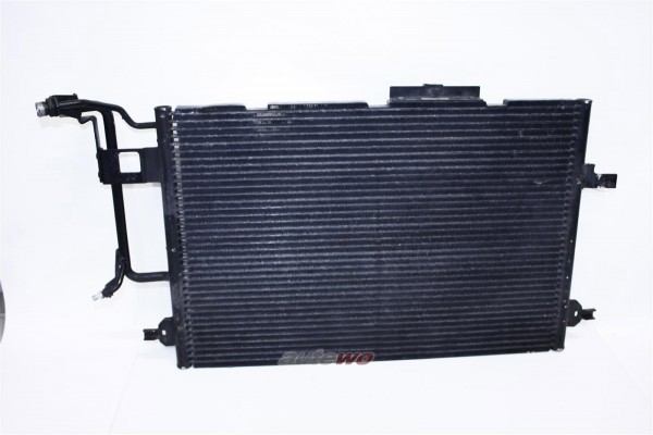 Audi A6 4B 2.5l TDI Kältemittel-/Klima-Kondensator 4B0260403AA 4B0260401D